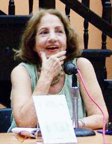  María Elena Llana