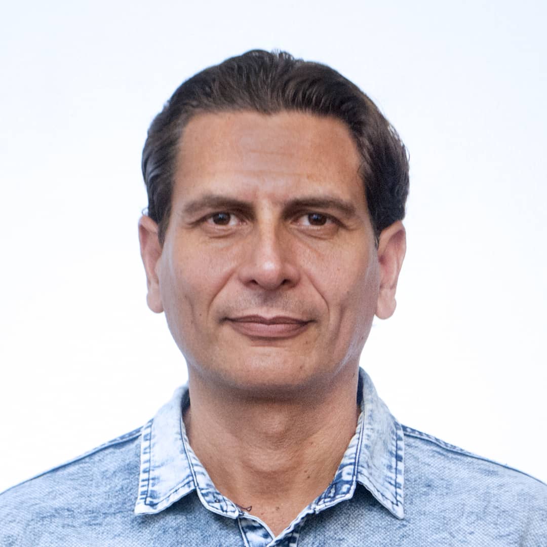  Yury Díaz Caballero